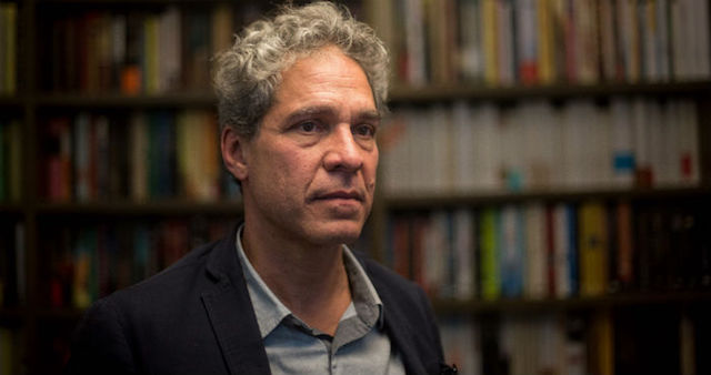 El país de Toó, Rodrigo Rey Rosa