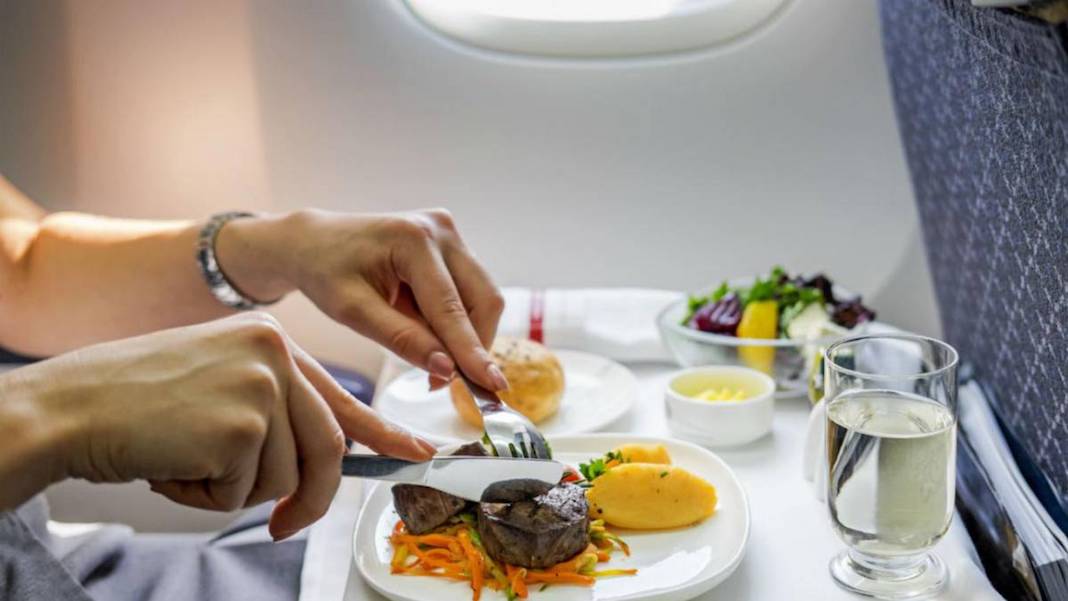 Comida en el avión