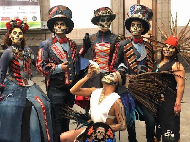 Mezclilla en el Día de Muertos