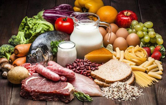 COMIDAS Y CAMINOS DE LA SANGRE 