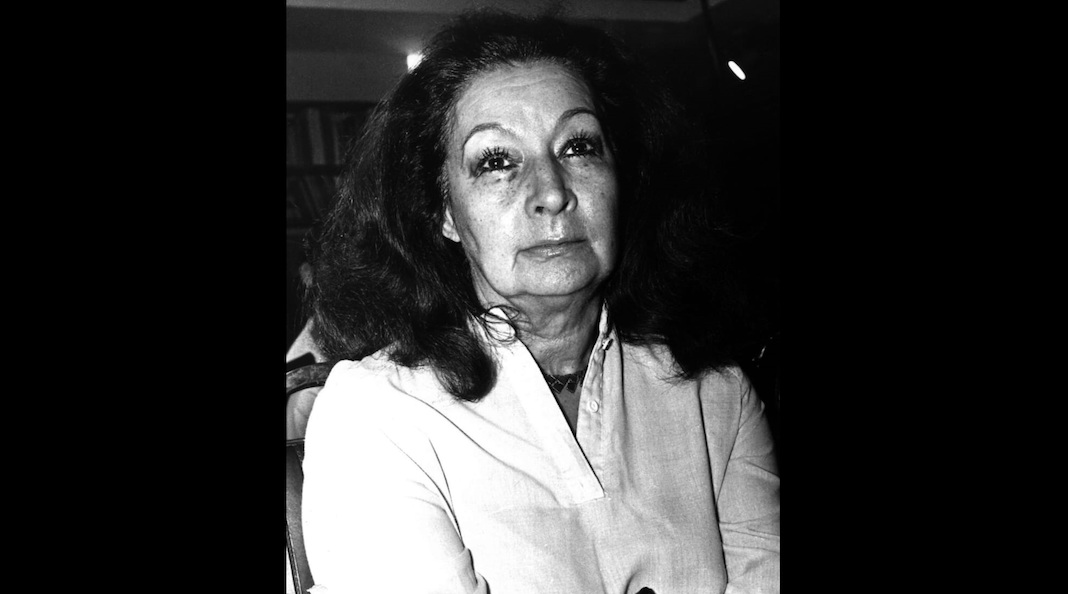 Amparo Dávila