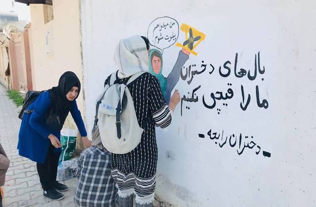 25 autoras mexicanas