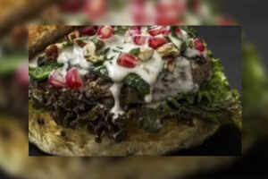 Hamburguesa de Chile en Nogada