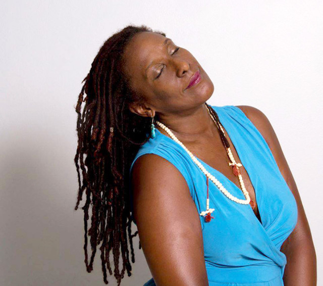 Mayra Santos - Febres 