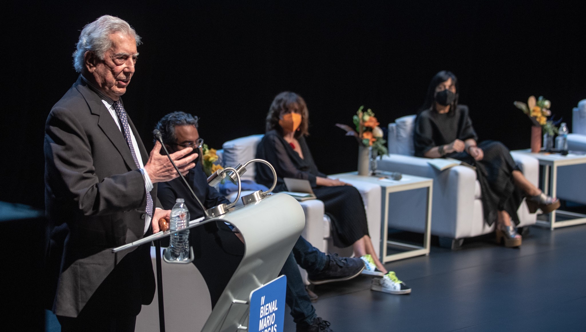 Bienal Mario Vargas Llosa