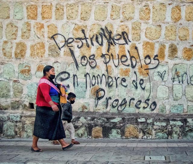 Dionisio sin maletas