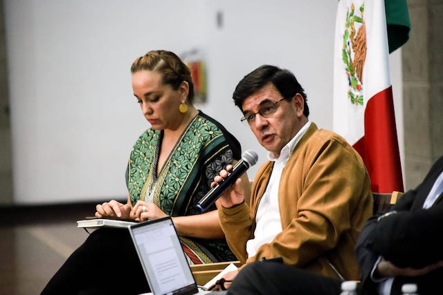 Los medios de comunicación