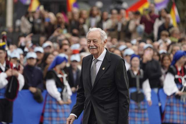 Eduardo Mendoza